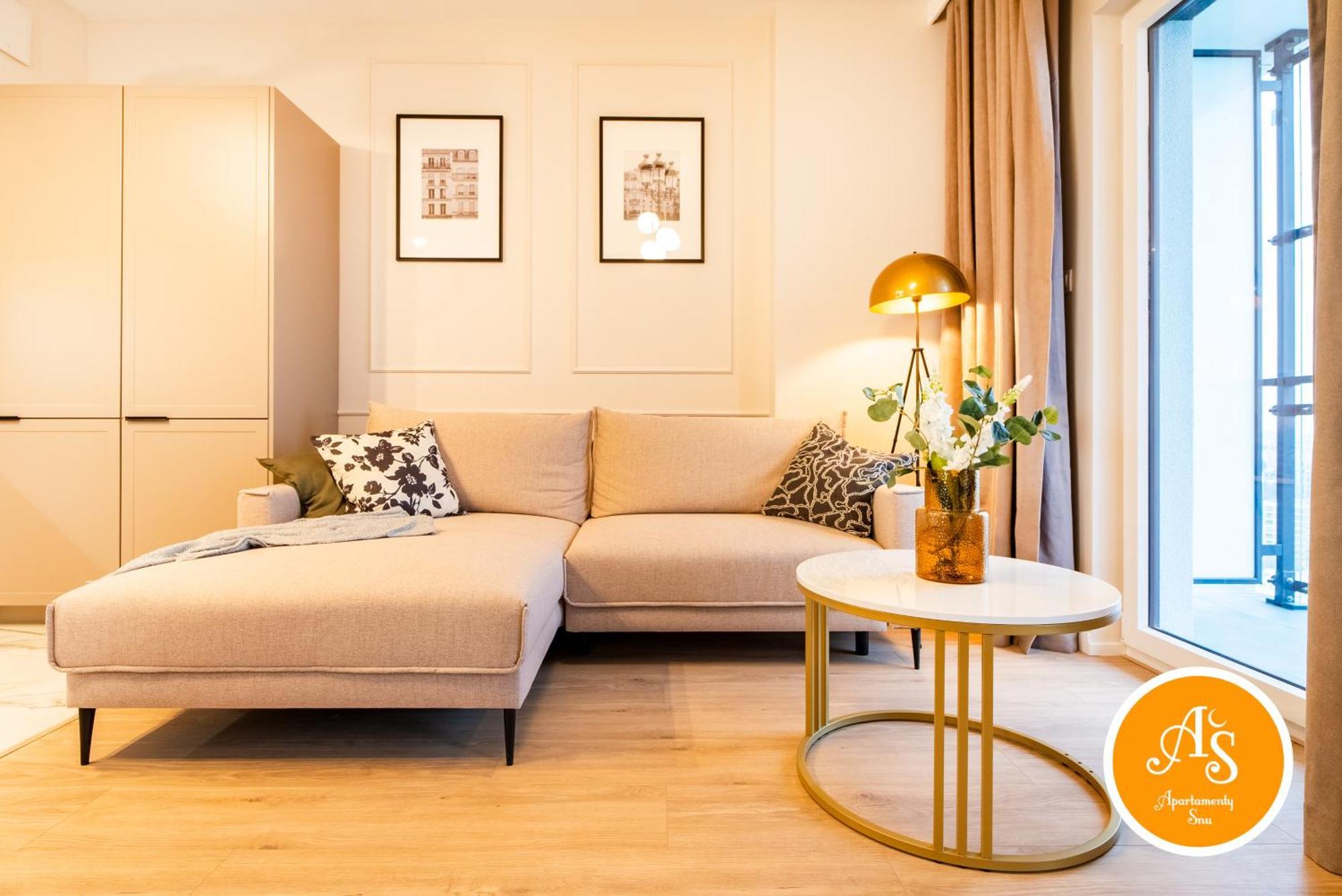 Apartamentysnu, Wola Tower Z Parkingiem Lägenhet Warszawa